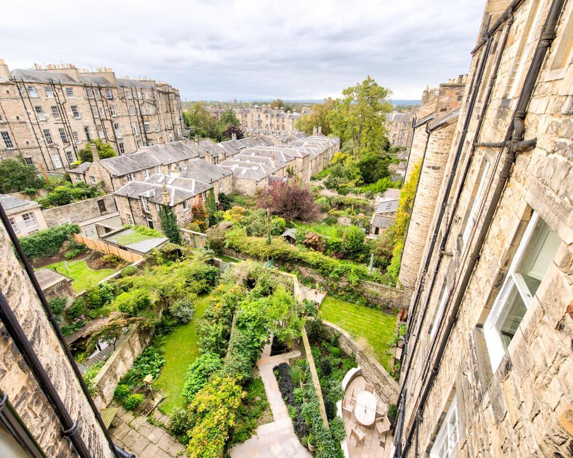 Beautiful City Centre Georgian 4 Bed Townhouse With Private Garden Edimburgo Exterior foto