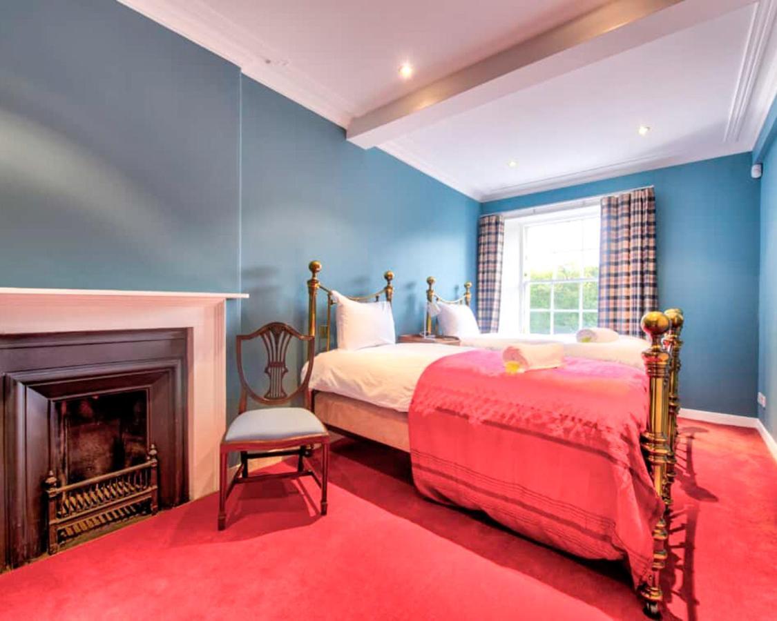 Beautiful City Centre Georgian 4 Bed Townhouse With Private Garden Edimburgo Exterior foto